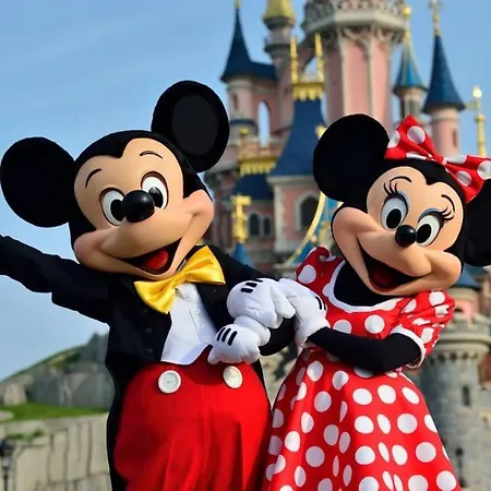 Apartment L'olivier Centre Parking Disneyland 4 Personnes Et 1 Bebe Bailly-Romainvilliers